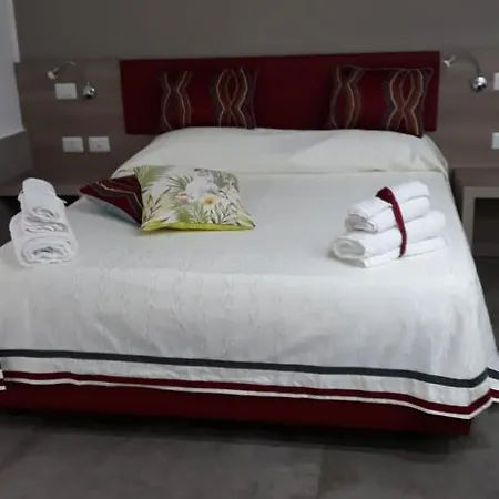 Nocleg ze śniadaniem Regina Margherita 4*