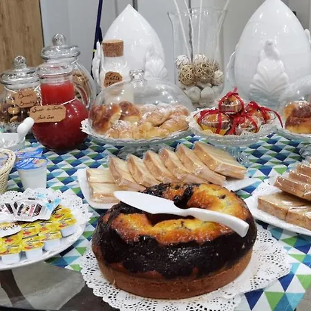 Nocleg ze śniadaniem Regina Margherita 4*
